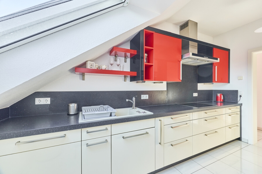 Modernes Wohnen mit hohem Komfort - ideal für jedes Alter ! 2-3 ZKB- Etagenwohnung im Neubaugebiet von Lambsheim zu verkaufen !! - Küche (1)