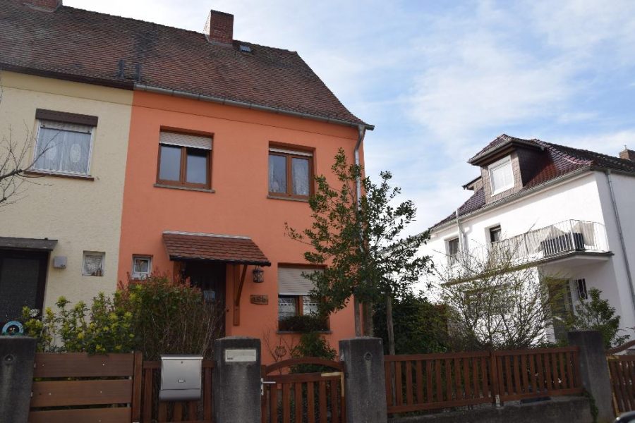 Idyllische Doppelhaushälfte in Frankenthal!! - BILD