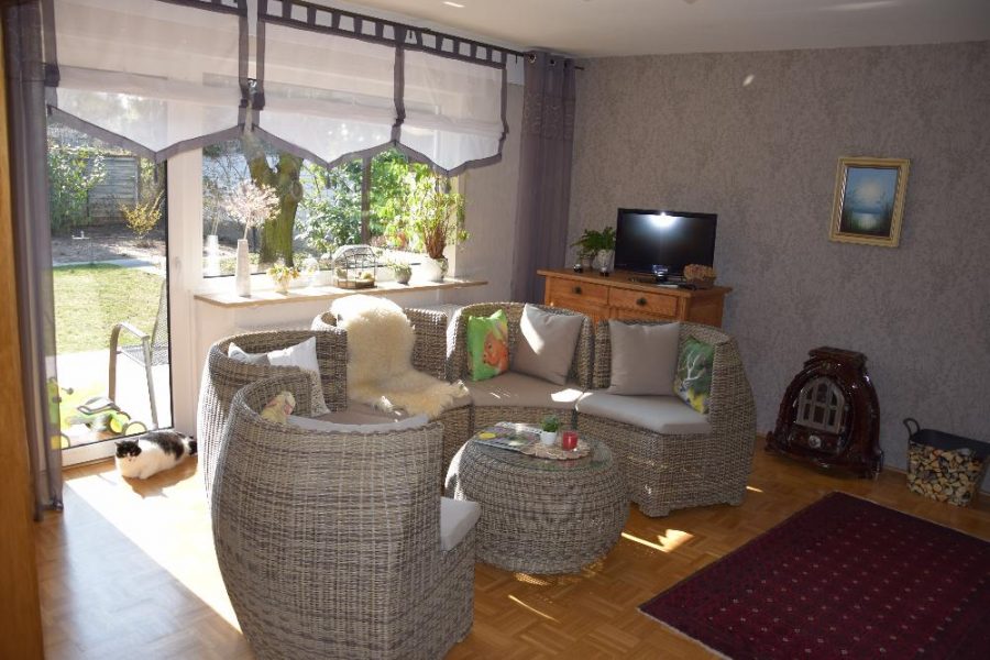 Freistehendes Traumhaus mit Herz!! - BILD
