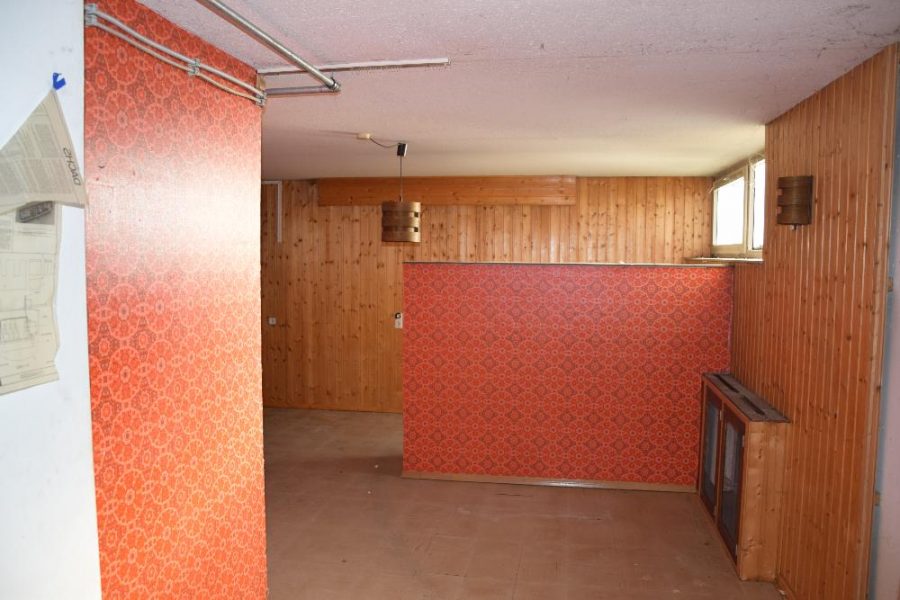 Doppelhaushälfte in ruhiger Lage mit Garten, Hof und Garage!! - BILD
